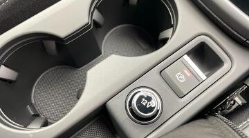 2025 Audi TFSI 35 Black Edition Sportback S Tronic Euro 6 5-door (White) - Image: 15