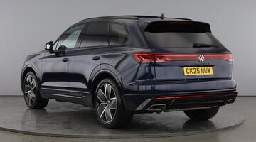 2025 Volkswagen 3.0 TDI V6 Black Edition Tiptronic 4Motion Euro 6 5-door (Blue) - Image: 3