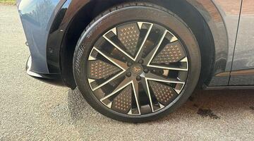 2024 CUPRA 77kWh VZ2 SUV Coupe Auto 4-doorive 5dr (Blue) - Image: 23