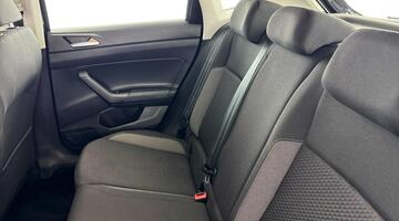 2023 Volkswagen 1.0 TSI Life Euro 6 5-door (Black) - Image: 34