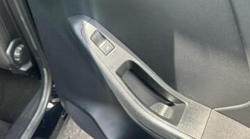 2022 Ford 1.0T EcoBoost MHEV ST-Line DCT Euro 6 5-door (Black) - Image: 27