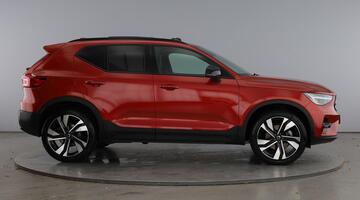 2025 Volvo 2.0 B4 MHEV Ultra Dark DCT Auto Euro 6 5-door (Red) - Image: 4