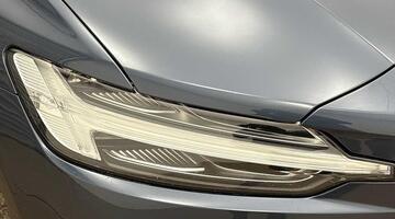 2025 Volvo 2.0 B4 MHEV Plus DCT Auto Euro 6 5-door (Blue) - Image: 21