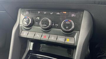 2022 Škoda TSI ACT SE Drive Euro 6 5-door (7 Seat) (White) - Image: 7