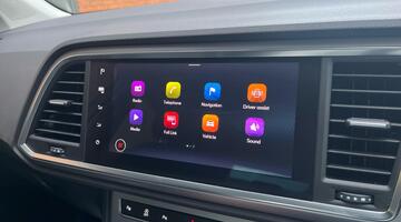 2022 SEAT TSI EVO FR Sport DSG Euro 6 5-door (White) - Image: 7