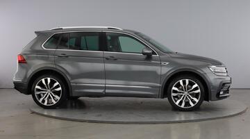 2017 Volkswagen 2.0 TSI R-Line DSG 4Motion Euro 6 5-door (Grey) - Image: 4