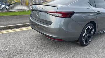 2025 Škoda TSI e-TEC MHEV SportLine DSG Euro 6 5-door (Grey) - Image: 15