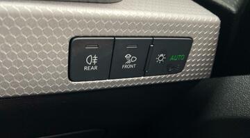 2023 Audi 1.0 TFSI 25 S line Sportback S Tronic Euro 6 5-door (White) - Image: 20