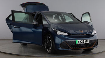 2025 CUPRA E-Boost 59kWh V1 Auto 5-door (Blue) - Image: 9