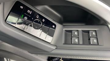 2025 Audi 2.0 TFSI S line S Tronic quattro Euro 6 5-door (Grey) - Image: 19