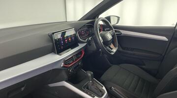 2024 SEAT 1.0 TSI FR Sport DSG Euro 6 5-door (White) - Image: 2