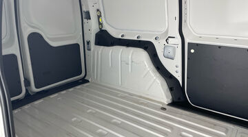 2025 Volkswagen 2.0 TDI C20 Commerce LWB Euro 6 6-door (White) - Image: 26