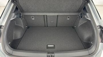 2026 Volkswagen Black Edition Plus 1.5 TSI 150PS 7-speed DSG 5-door (Multicolour) - Image: 29