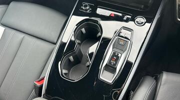 2025 Audi 2.0 TFSI S line S Tronic Euro 6 5-door (Black) - Image: 24