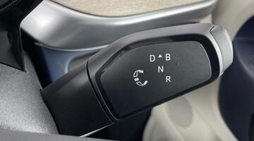 2024 Volkswagen Pro 77kWh Style Auto 5-door (Blue) - Image: 12