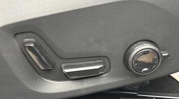 2025 Volvo 2.0h T8 18.8kWh Ultra Dark Auto Euro 6 5-door (Silver) - Image: 28