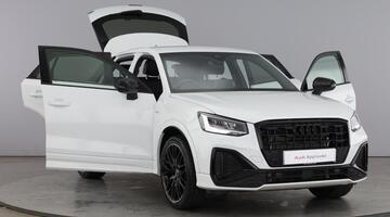 2025 Audi TFSI CoD 35 Black Edition S Tronic Euro 6 5-door (White) - Image: 9