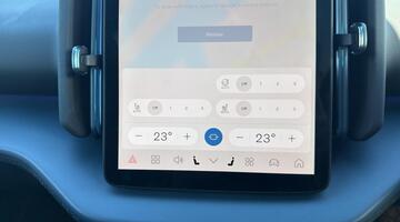 2025 Volvo Twin Performance 69kWh Ultra Auto 5-door (Blue) - Image: 60