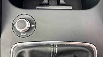 2019 Audi TDI 30 S line Euro 6 5-door (Black) - Image: 25