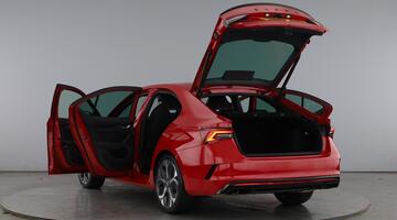 2025 Škoda 2.0 TSI vRS DSG Euro 6 5-door (Red) - Image: 12