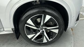 2023 Volvo 2.0 B5 MHEV Plus Auto 4WD Euro 6 5-door (Silver) - Image: 5