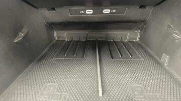 2025 Volkswagen TSI eHybrid 19.7kWh Elegance DSG Euro 6 5-door (Black) - Image: 15