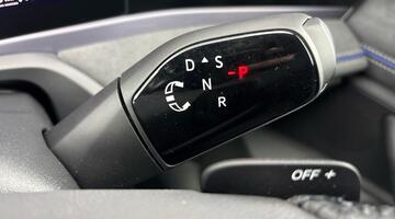 2025 Volkswagen ETSI MHEV R-Line DSG Euro 6 5-door (Multicolour) - Image: 14