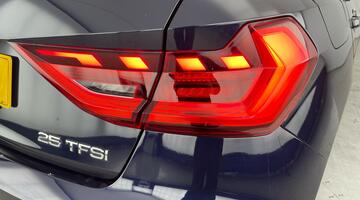 2019 Audi 1.0 TFSI 25 Technik Sportback Euro 6 5-door (Blue) - Image: 27