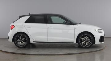 2025 Audi 1.0 TFSI 30 Black Edition Sportback S Tronic Euro 6 5-door (White) - Image: 4