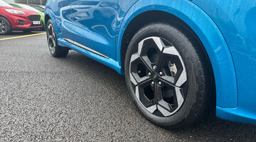 2025 Ford Standard Range 43kWh Premium Auto 5-door (Blue) - Image: 35