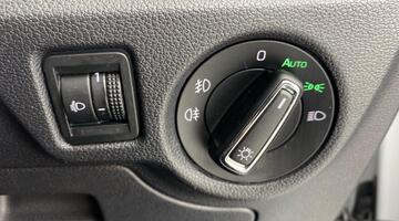 2023 Škoda TSI SE L DSG Euro 6 5-door (White) - Image: 24