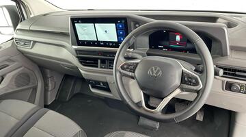 2025 Volkswagen T32 65kWh Commerce Plus Auto RWD SWB 5-door (White) - Image: 8