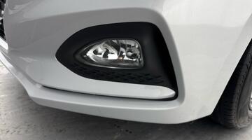 2020 Hyundai SE Launch Edition Euro 6 5-door (Grey) - Image: 36