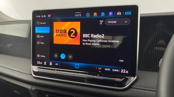 2025 Volkswagen ETSI MHEV Match DSG Euro 6 5-door (Grey) - Image: 17