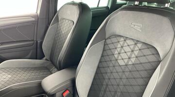 2022 Volkswagen 2.0 TDI R-Line DSG Euro 6 5-door (White) - Image: 35