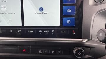 2025 Volkswagen T32 65kWh Commerce Pro Auto RWD SWB 5-door (Grey) - Image: 26