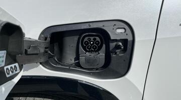 2025 Volkswagen TSI eHybrid 19.7kWh R-Line DSG Euro 6 5-door (White) - Image: 41