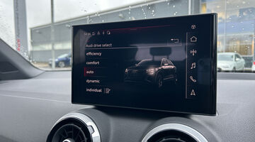 2025 Audi TFSI CoD 35 S line S Tronic Euro 6 5-door (Black) - Image: 39