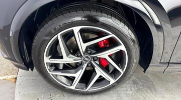 2025 Audi 100kWh Performance Edition 1 Auto 5-door (Black) - Image: 44