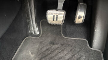 2022 Volkswagen Pro Performance 58kWh Family Auto 5-door (Multicolour) - Image: 22