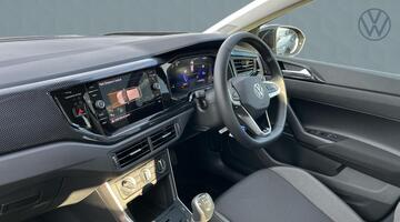 2025 Volkswagen 1.0 TSI Life Euro 6 5-door (Black) - Image: 2