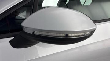 2021 Volkswagen 2.0 TDI R-Line Euro 6 5-door (Silver) - Image: 37