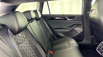 2025 Volkswagen TSI eHybrid 19.7kWh R-Line DSG Euro 6 5-door (Silver) - Image: 17