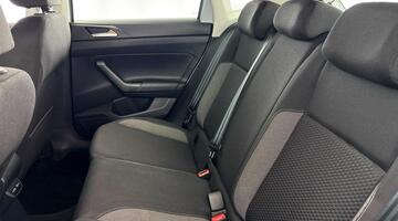 2021 Volkswagen 1.0 TSI Life Euro 6 5-door (Silver) - Image: 31