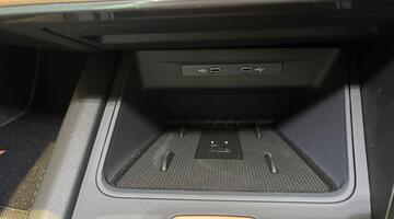 2025 CUPRA EHybrid 25.8kWh VZ1 DSG Euro 6 5-door (Grey) - Image: 32