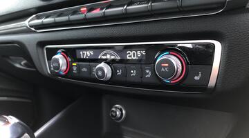 2018 Audi TFSI Sportback S Tronic quattro Euro 6 5-door (White) - Image: 33