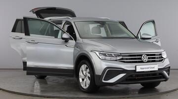 2021 Volkswagen 2.0 TDI Life DSG Euro 6 5-door (Silver) - Image: 9