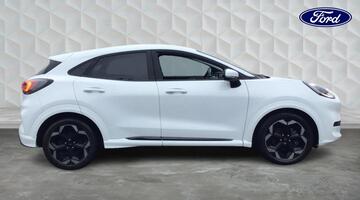 2025 Ford Standard Range 43kWh Premium Auto 5-door (White) - Image: 4