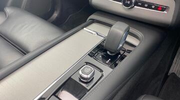 2022 Volvo 2.0 B5 MHEV Plus Auto 4WD Euro 6 5-door (Unlisted) - Image: 23