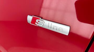 2019 Audi TFSI CoD 35 S line Euro 6 5-door (Red) - Image: 37